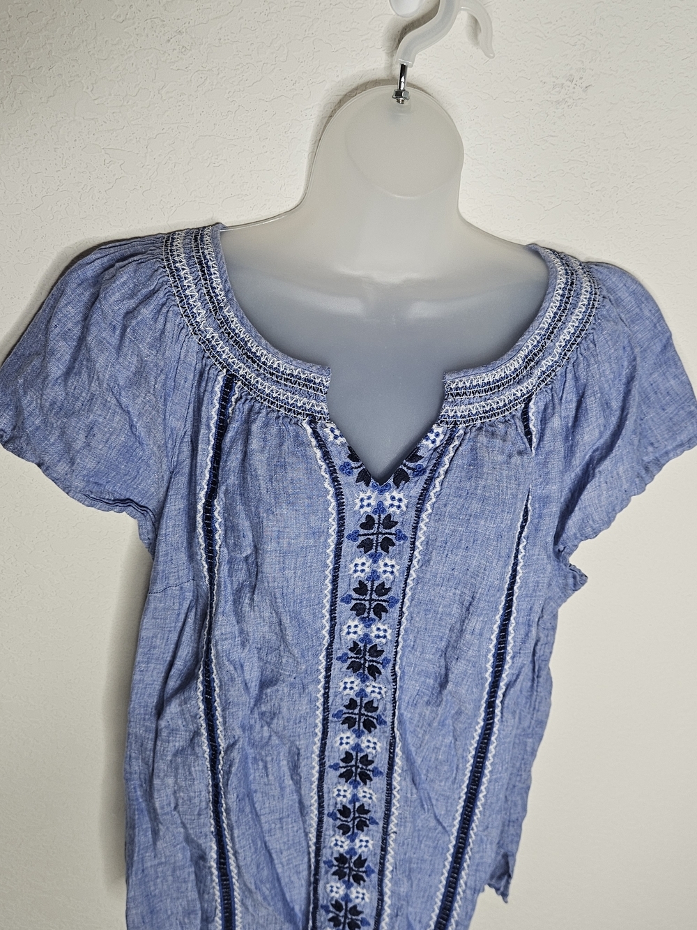 Talbots 100% Linen Embroidered Boho V Neck Peasant Short Sleeve Relaxed Boxy Top - Picture 3 of 10